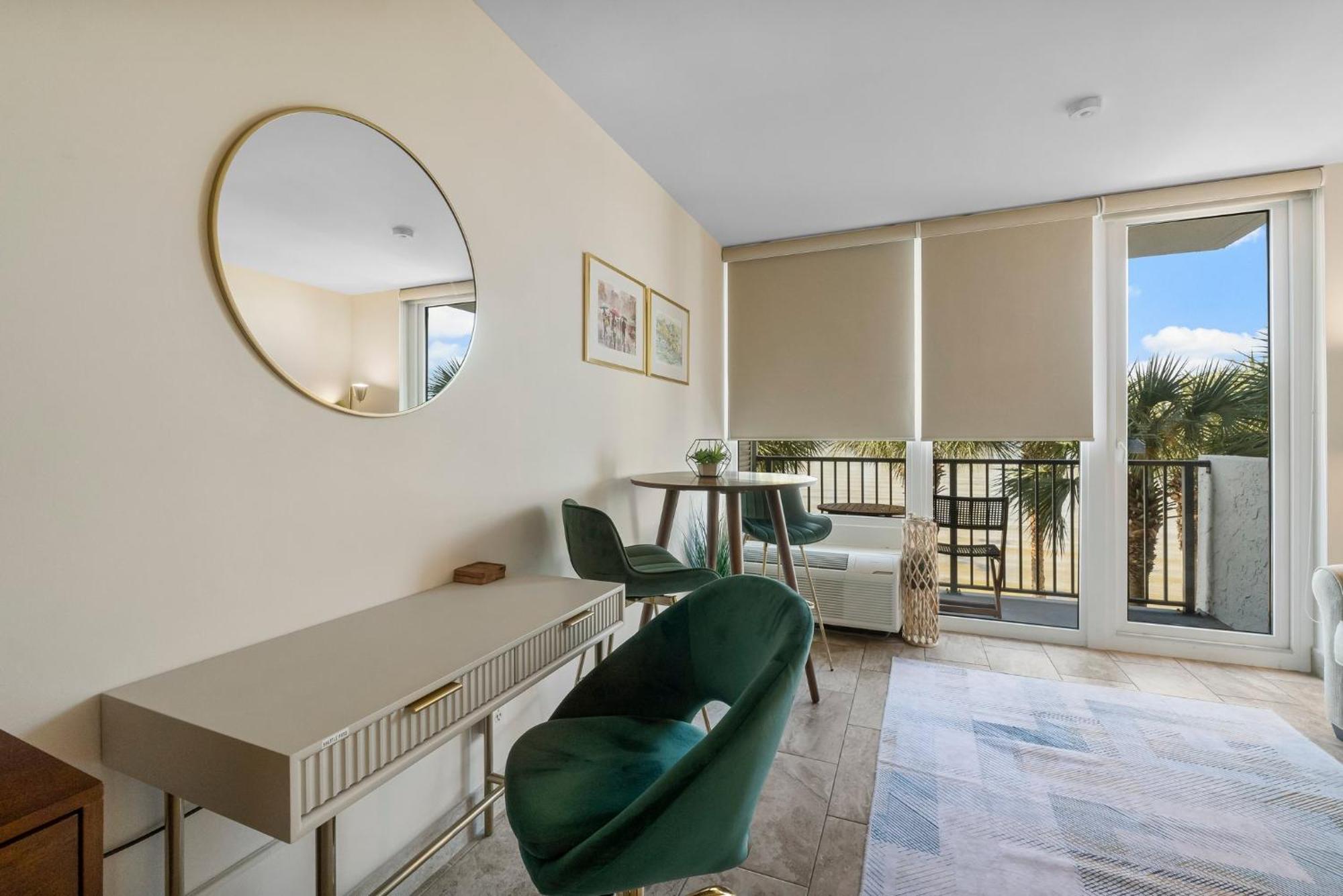 Sandestin Bayfront Studio With Balcony And Breathtaking Views Exterior photo